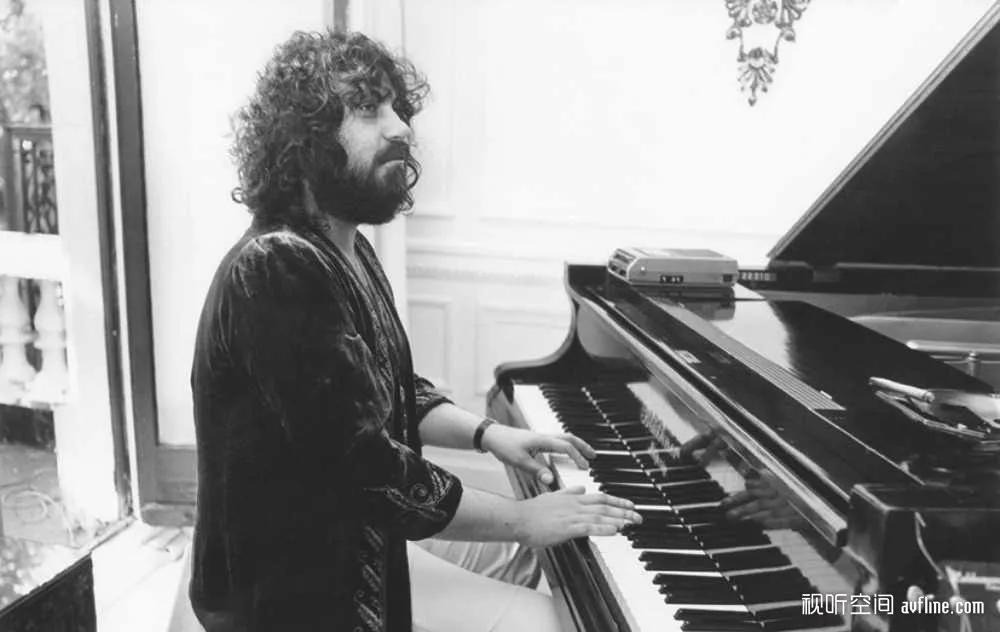 希腊先锋电子音乐大师范吉利斯,范吉利斯火星神话希腊音乐会曲目