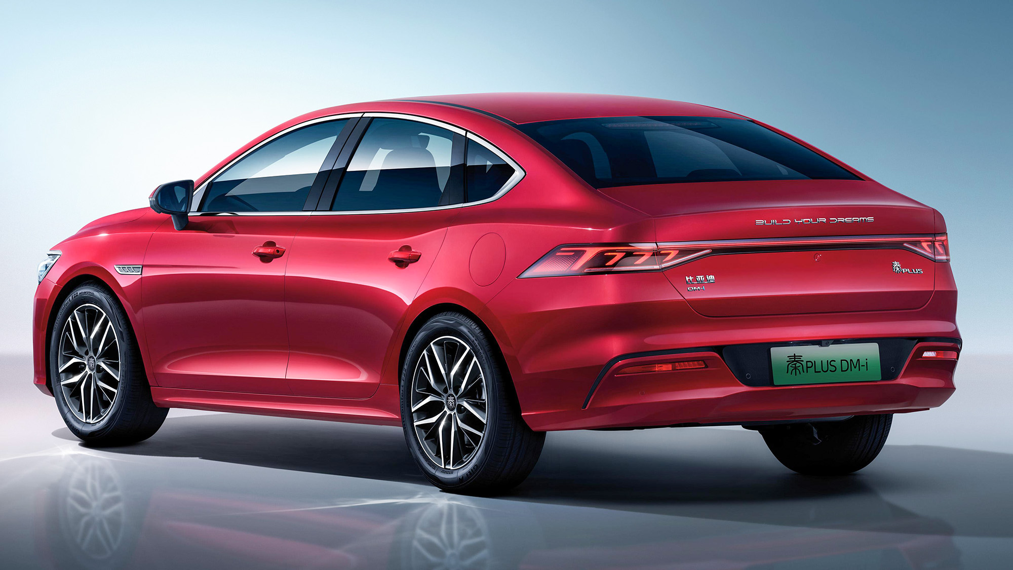 14代轩逸换混动值得吗,不到14万买个什么车