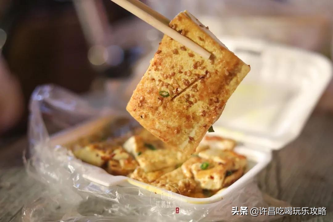 许昌学院南门好停车吗,许昌学院南门附近美食