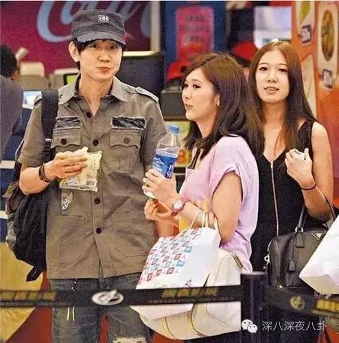 半年换3个妹子，但我依旧是纯情boy？