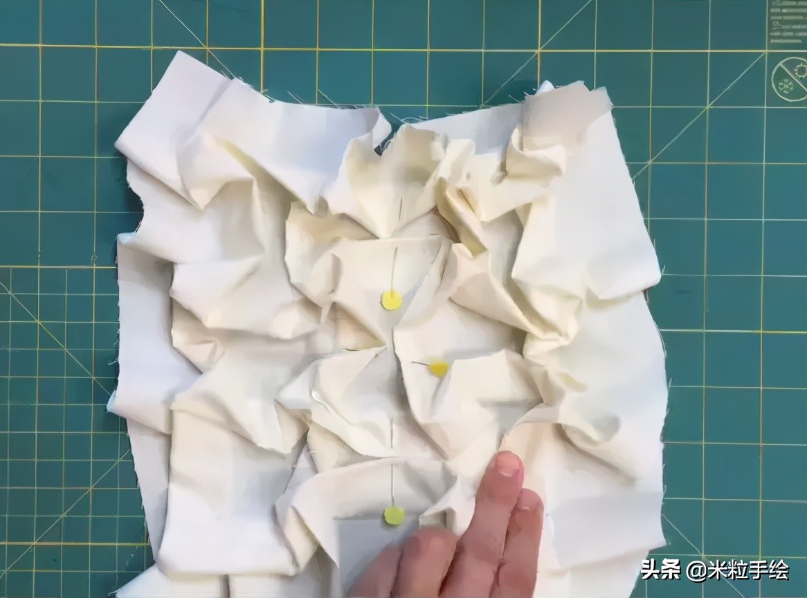 如何制作交叉条纹图案衣服,菱形格针织衣