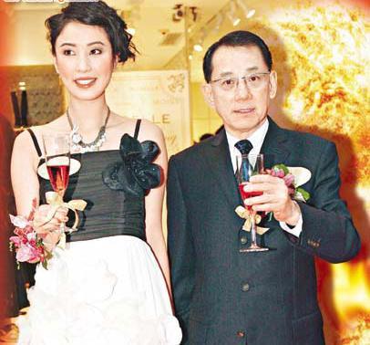 意外坠楼改变人生轨迹的郑希怡,郑希怡坠楼原因