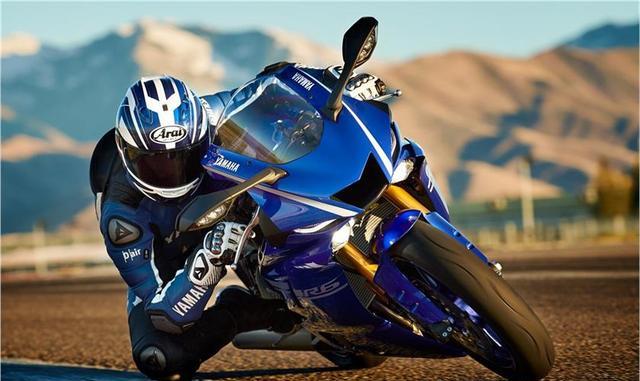 全球最快的600cc跑车，KYB减震+鲍鱼刹车，极速290km/h