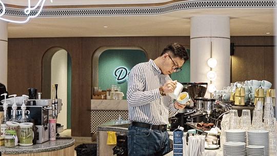 武康大楼和思南公馆哪个好,对比上海与武汉的武康大楼