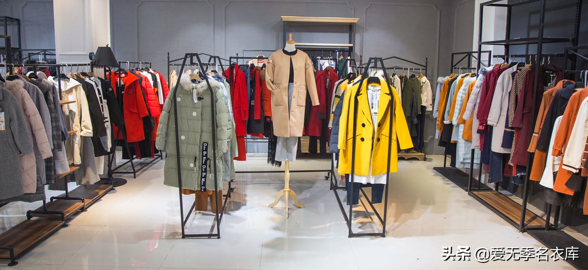 品牌折扣女装批发技巧,名品折扣女装批发