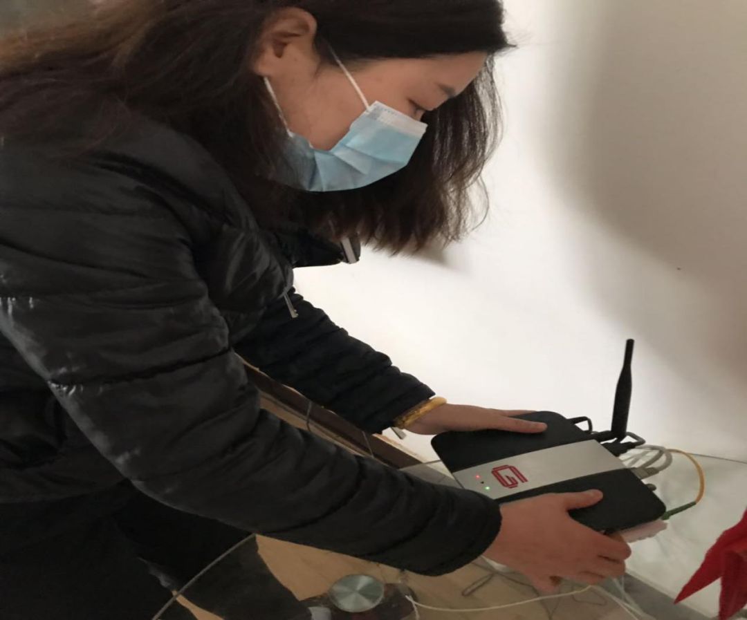 湖北卫视致敬,广电致敬春节坚守岗位的人