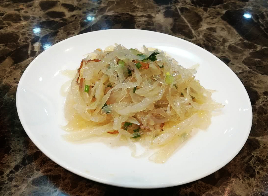 朋友生日请吃饭还得大家平摊买单,朋友生日请吃宴席