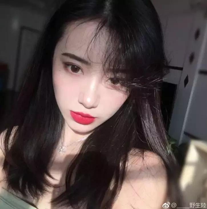 让李佳琦无法呼吸的神仙口红,千万别买!