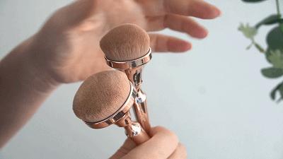 我终于找到比美妆蛋省粉100倍的宝藏刷子