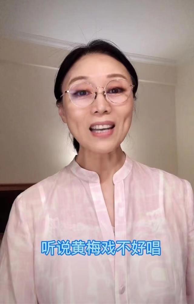 吐槽网红小潘潘,网红小潘潘和原版对比