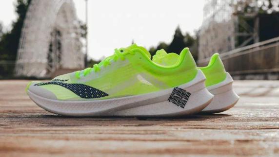 李宁运动鞋在国产排第几,国货运动鞋销量暴涨