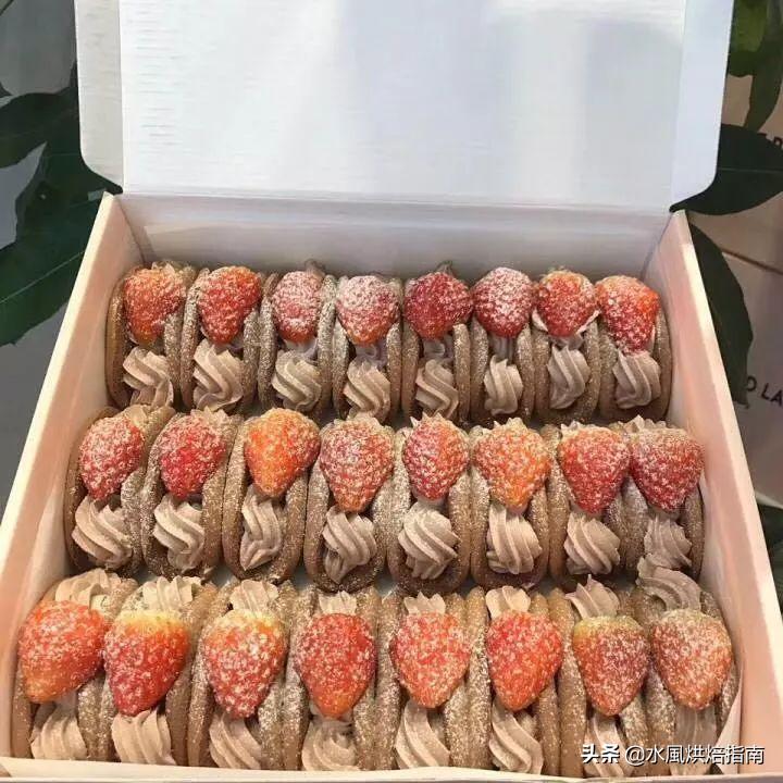 不用去韩国排队,也能吃到火爆的ins的LeBreakLab草莓蛋糕卷