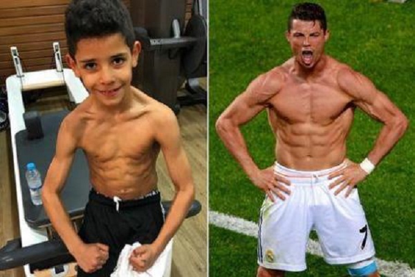 c罗和迷你罗的温情时刻,迷你罗给c罗庆祝帽子戏法