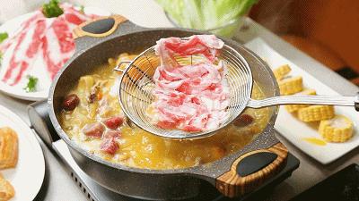 降温了适合吃点什么,一锅鲜香软嫩的花胶鸡火锅