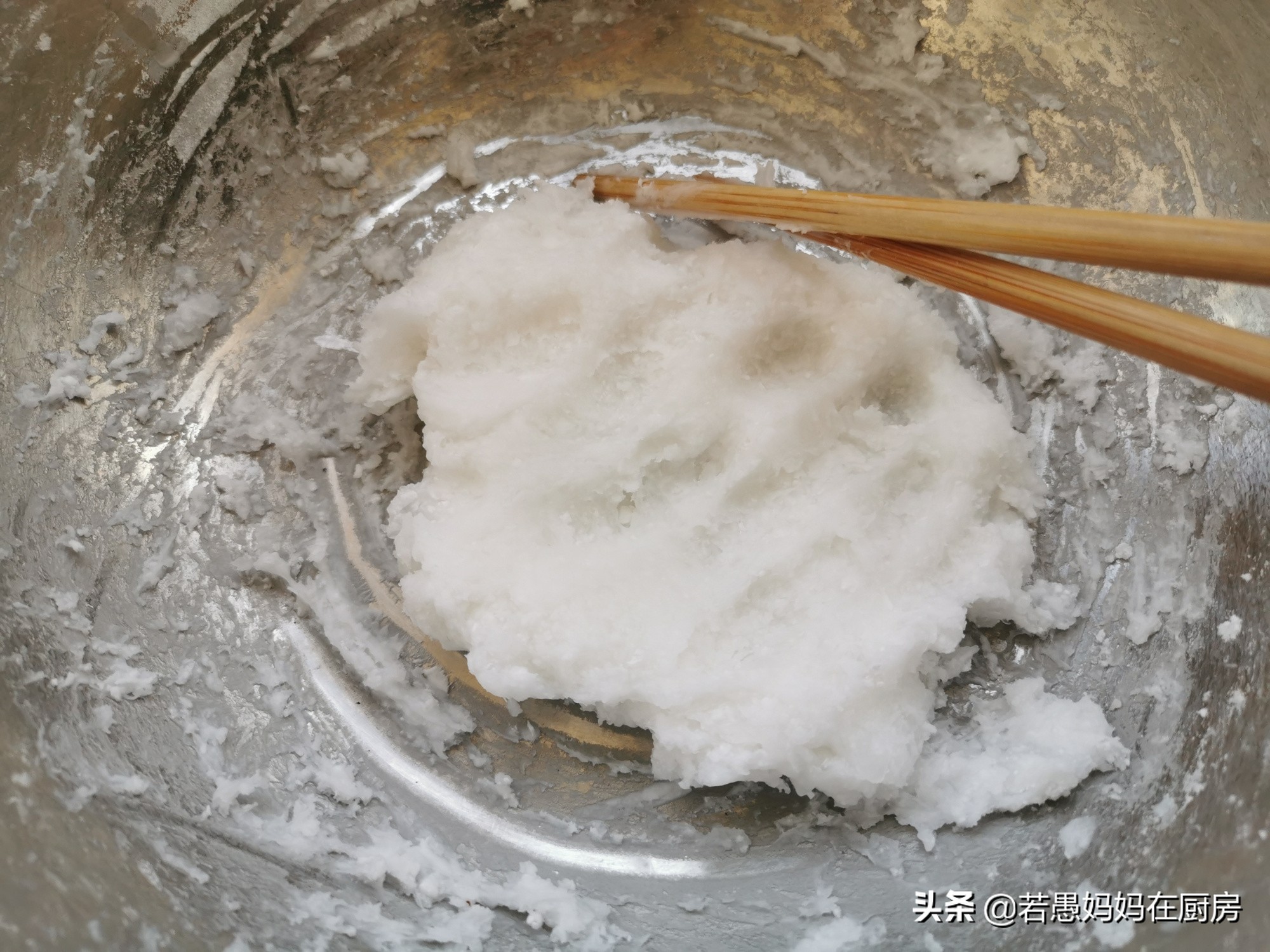 艾草青团怎么做才不会苦,艾草什么地方做青团最好吃