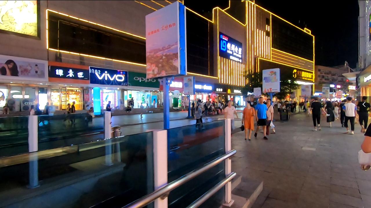 李村夜市小吃街在哪,李村夜市小吃街摊位费