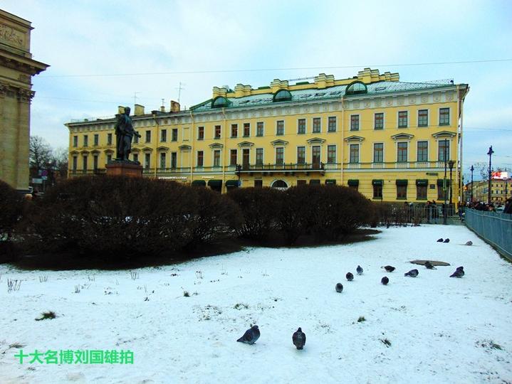 领略俄罗斯涅瓦河异域风情,俄罗斯圣彼得堡的涅瓦大街