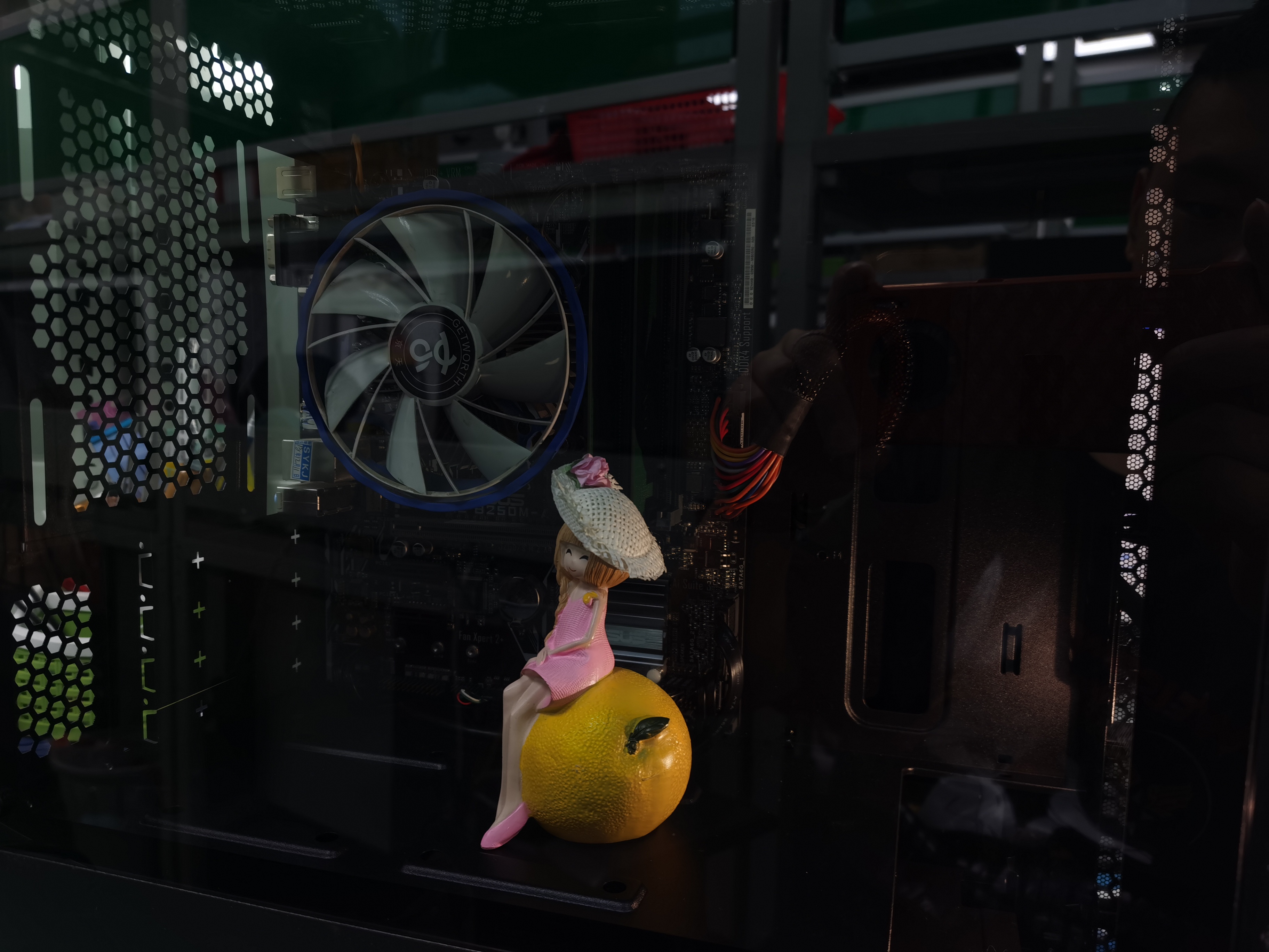 品牌老机箱能装新主板吗,电脑小白怎么重装系统win7