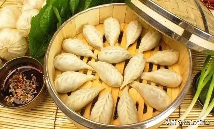 夜宿，扫街，查账……..30位00后大学生眼中的中国小生意