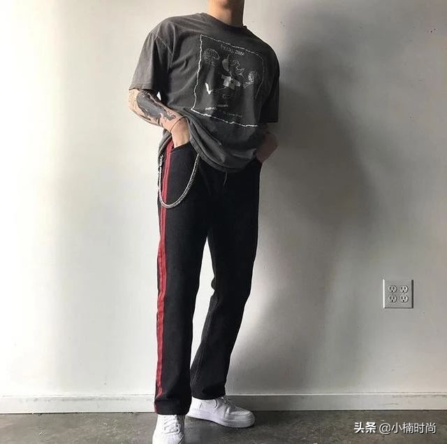 布鲁克林贝克汉姆白衬衫,布鲁克林贝克汉姆西装短裤