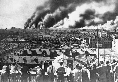 八百壮士粤语歌曲,八百壮士插曲江水滔滔