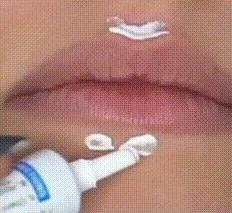 迪丽热巴薄唇,把迪丽热巴换成黄金比例脸