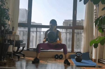 在家运动锻炼身体增强免疫力,疫情居家锻炼小动作