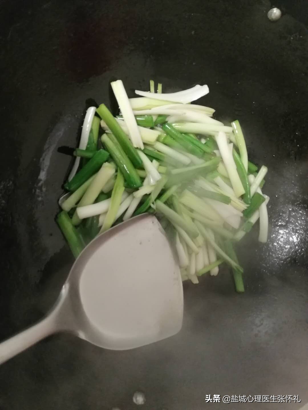 精神分裂自愈后该怎么照顾比较好,精神分裂的康复训练有哪些