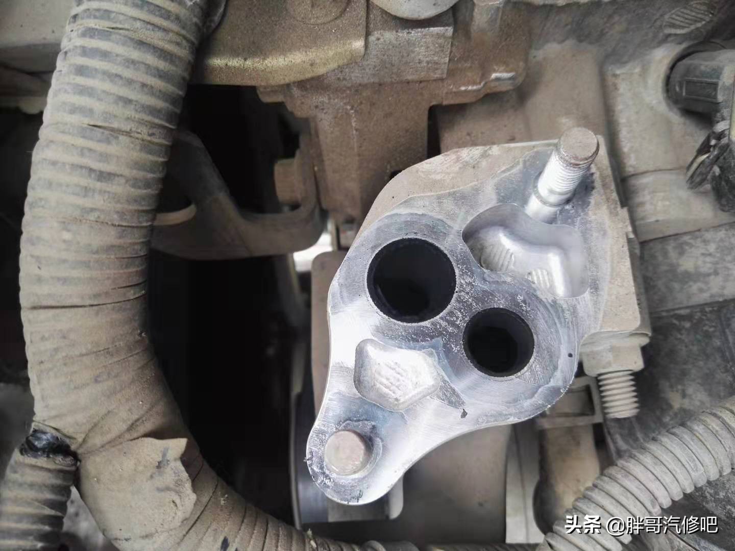 曲轴箱强制通风系统怠速不稳,发动机怠速不稳有没有故障灯