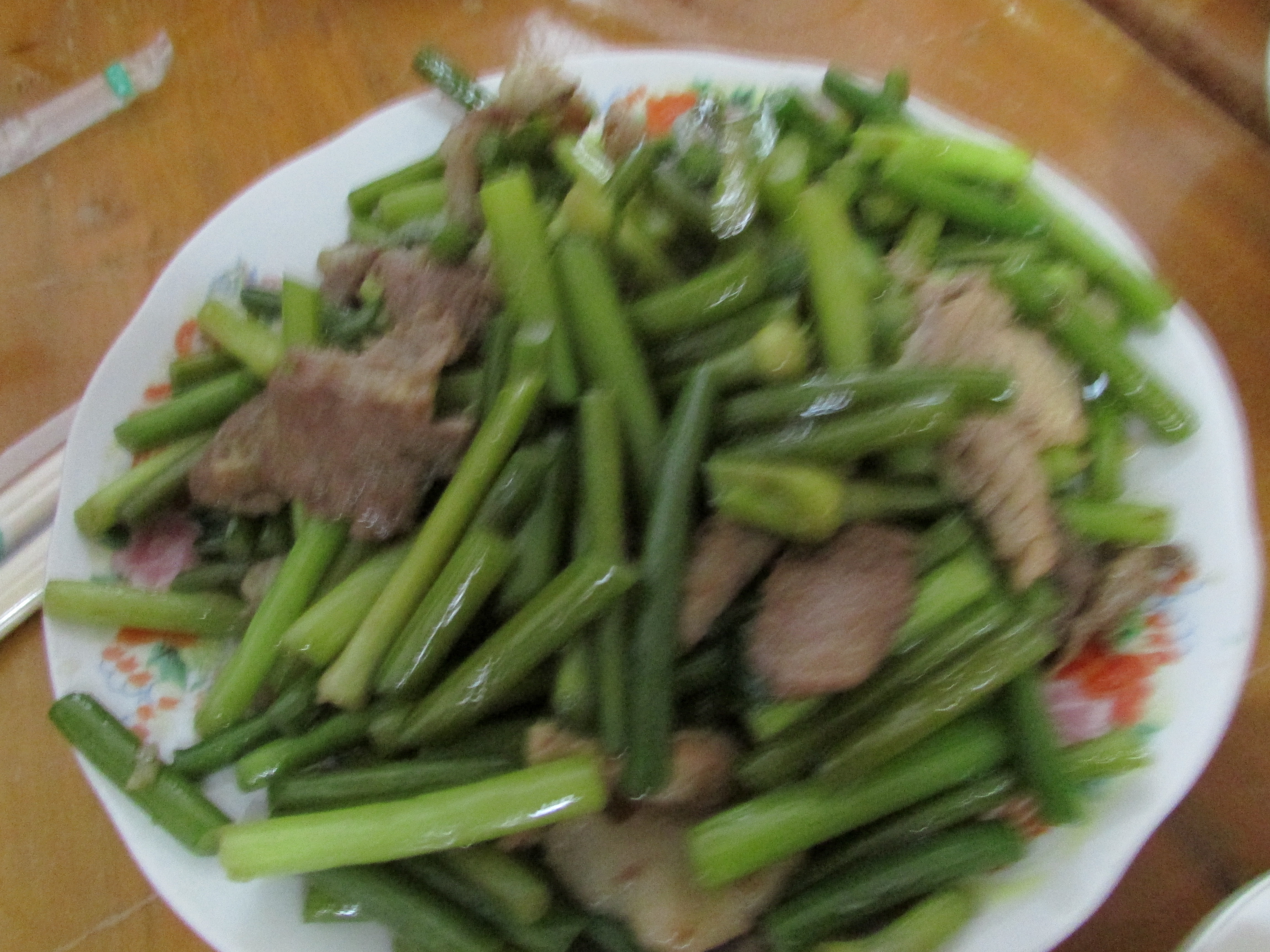 东北杀年猪来吃猪肉,老东北杀年猪