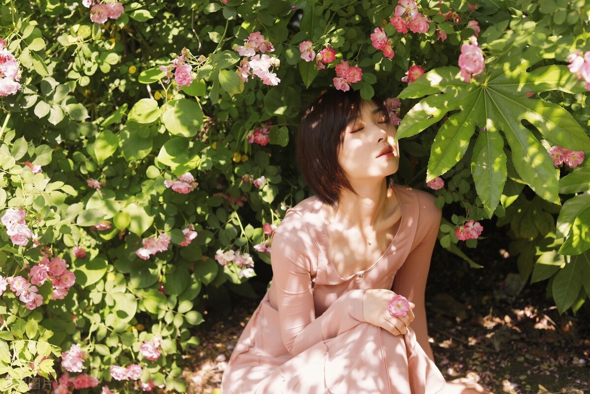 白茶清欢女子学院,白茶清欢一个人