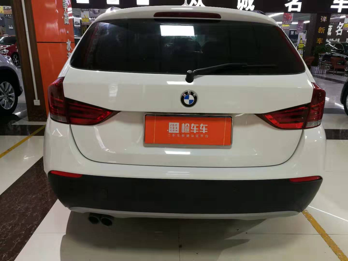 老款宝马x1直列六缸,2.0t宝马x1三缸10万公里后的感受