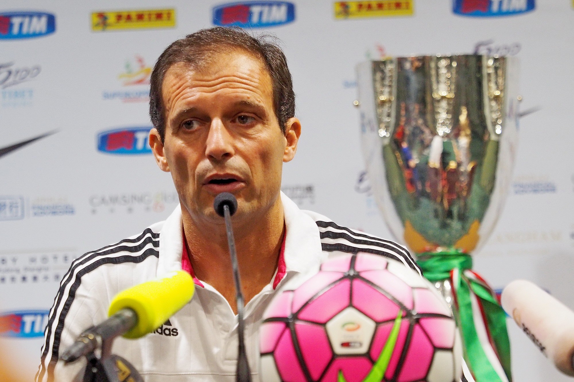 尤文3:2逆转佛罗伦萨,尤文3-2绝杀马竞视频