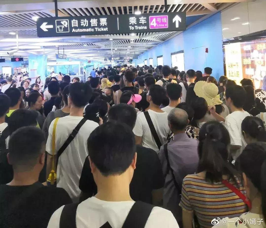 长沙文和友网红打卡地位置,长沙国金中心打卡网红地