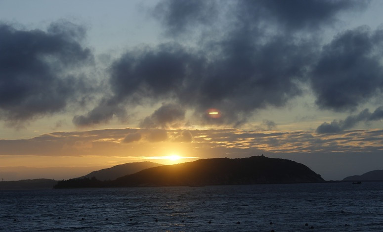 广州自驾去三亚旅游攻略,三亚自驾去新疆旅游攻略