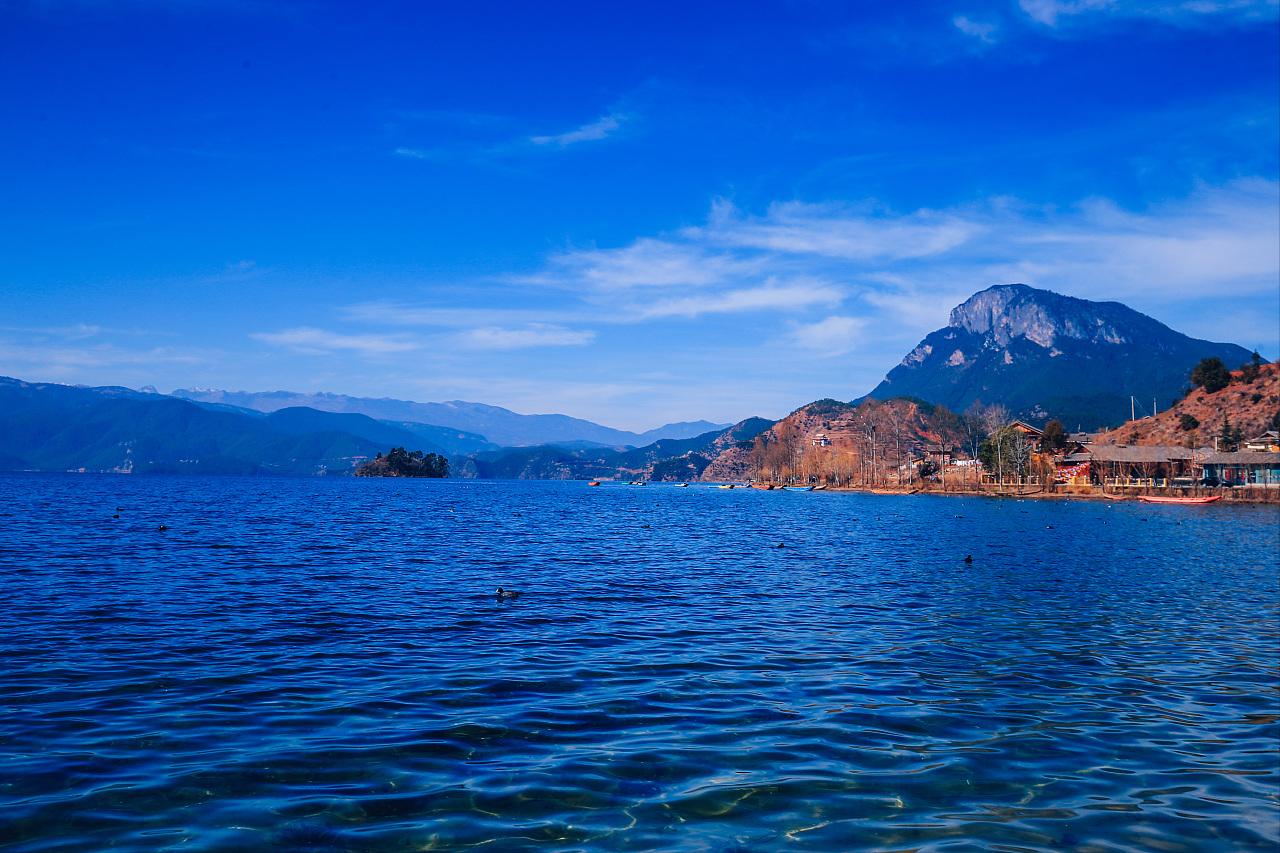 备受争议的旅游景区,去泸沽湖旅游看壮丽风景