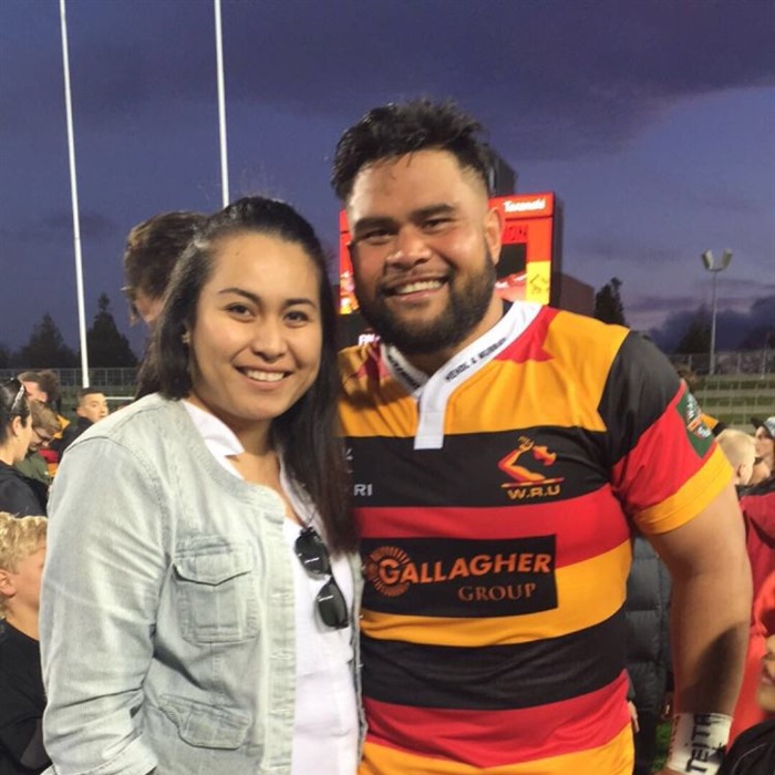 橄榄球最大人数,橄榄球体重最大的球员