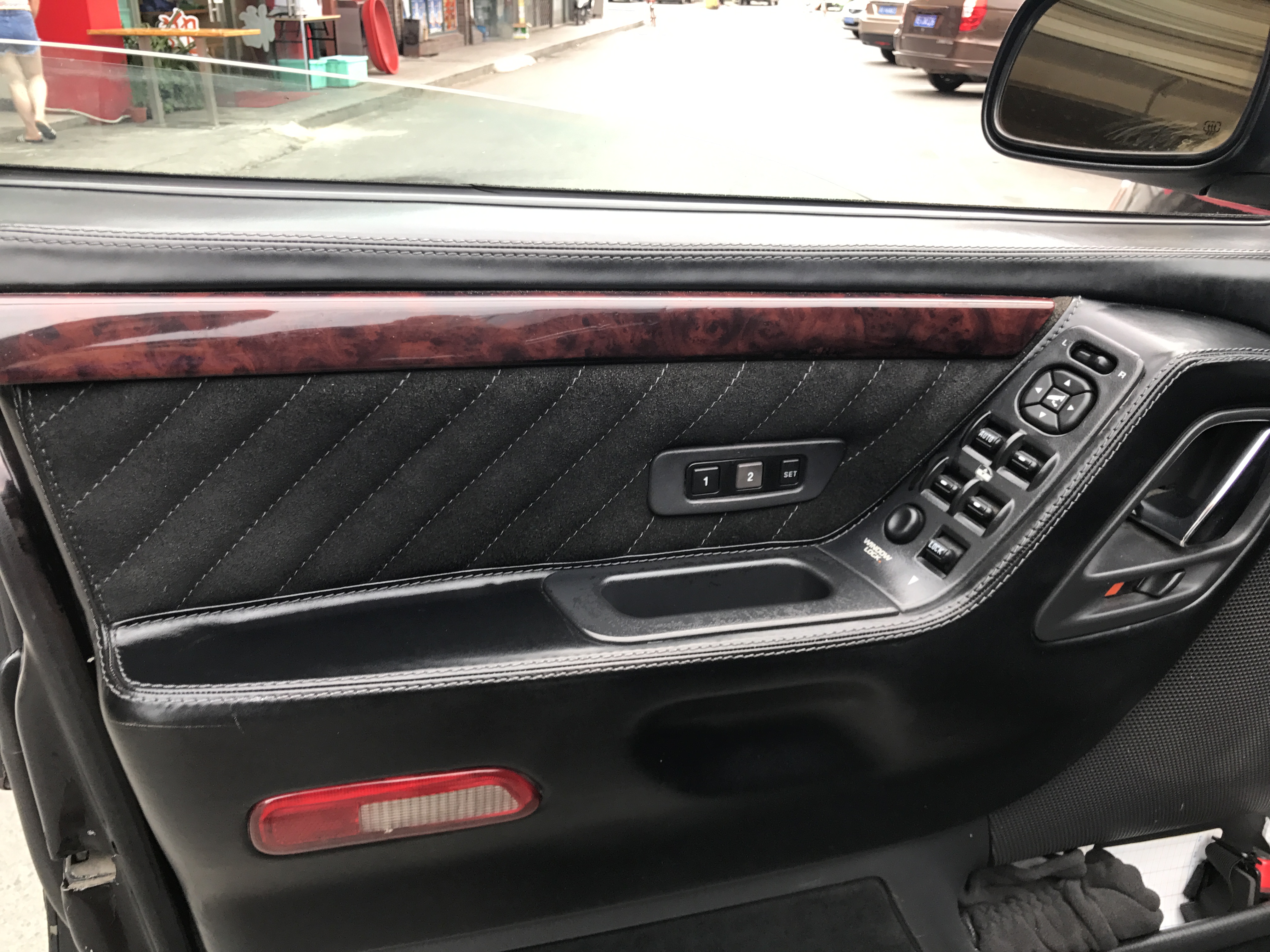 在国内生不逢时的第二代大切诺基WJ，还记得他么？他陪我走遍天涯