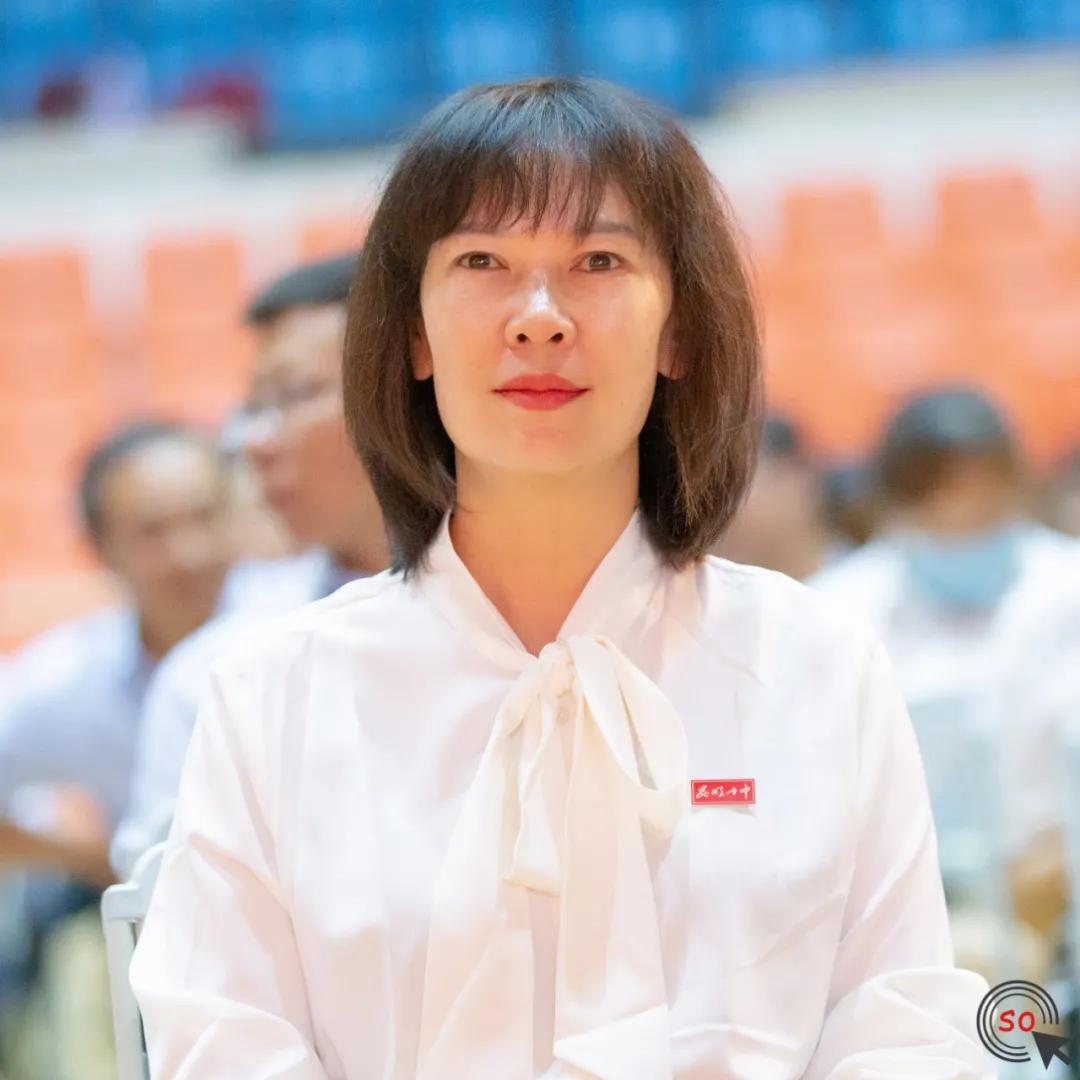 昆明行知中学教师节表彰大会,白塔中学隆重举行开学表彰大会