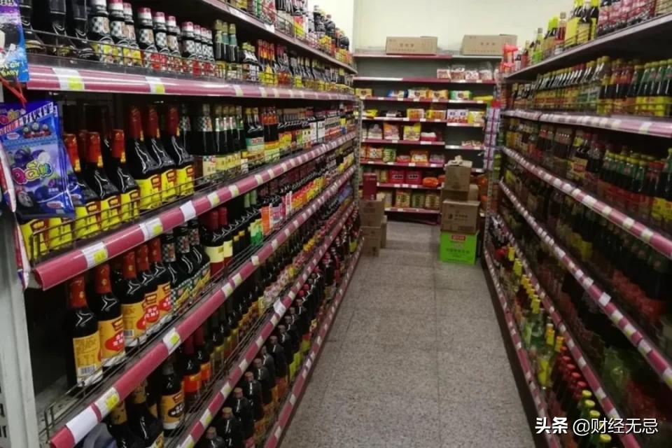 一年净利2亿,董监高套现17亿,“酱油界茅台”还香吗?