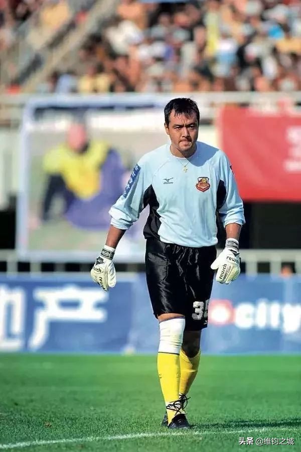 江洪渔港明星,江洪青岛门将