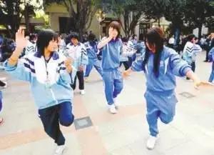 新加坡校服哪个好看,新加坡好看的校服