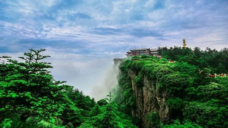 易经里面应对小人的办法有九条,易经讲如何对待小人