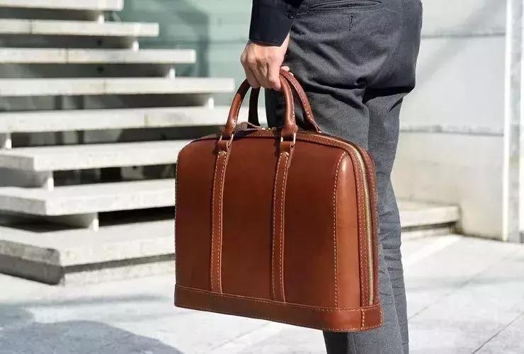 真皮水桶包小众包包品牌推荐,真皮小众包包品牌推荐秋冬