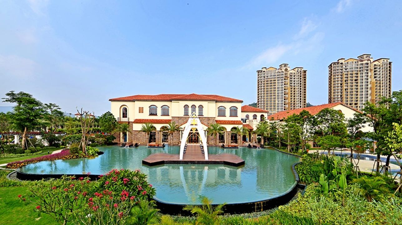 高铁附近湖景房,惠州富力湾10万一套房