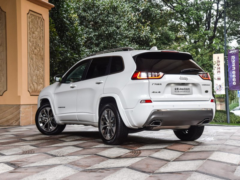 2017年广汽菲克jeep自由光有carplay吗,2020款广汽菲克jeep自由光