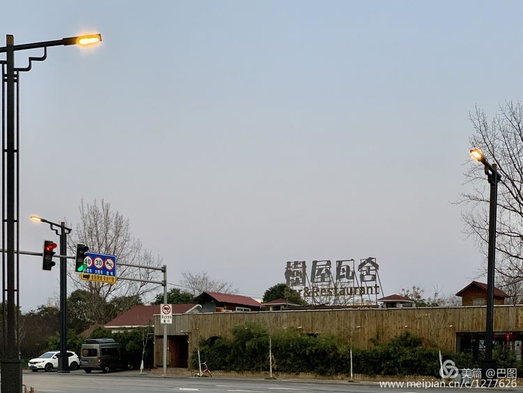 洛阳涧西路边街景,洛阳滨河北路图