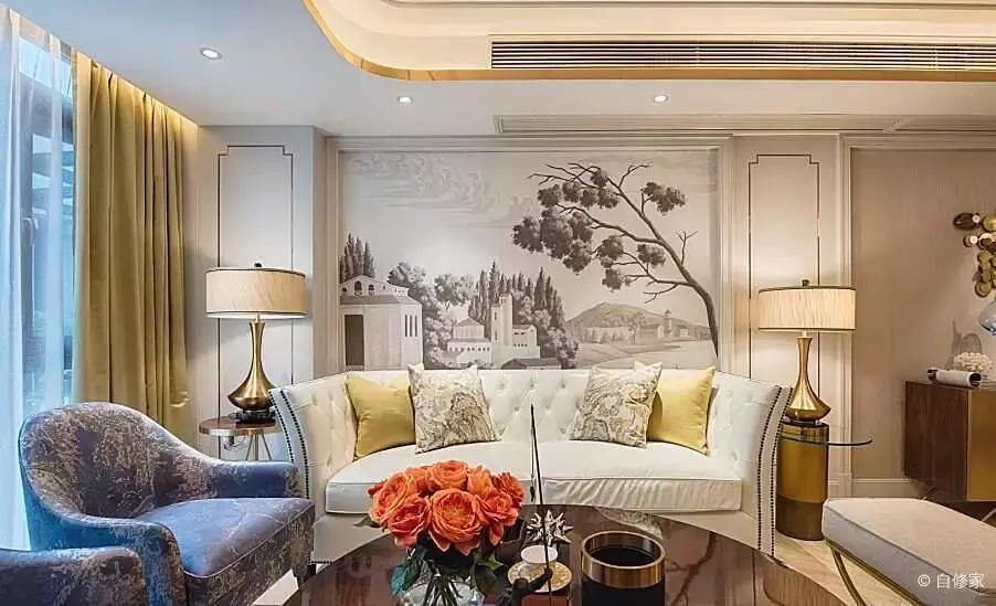 他家像宫殿！巨型水晶灯，黄金瓷砖，金碧辉煌，住上一晚值了