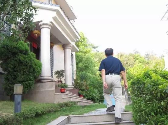 富二代王兴一战赚了2万亿,一战赚了100亿