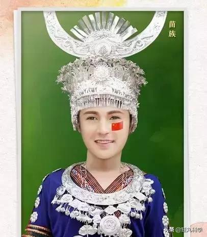 穿上各民族服装庆祝祖国,庆祝祖国生日穿的服饰